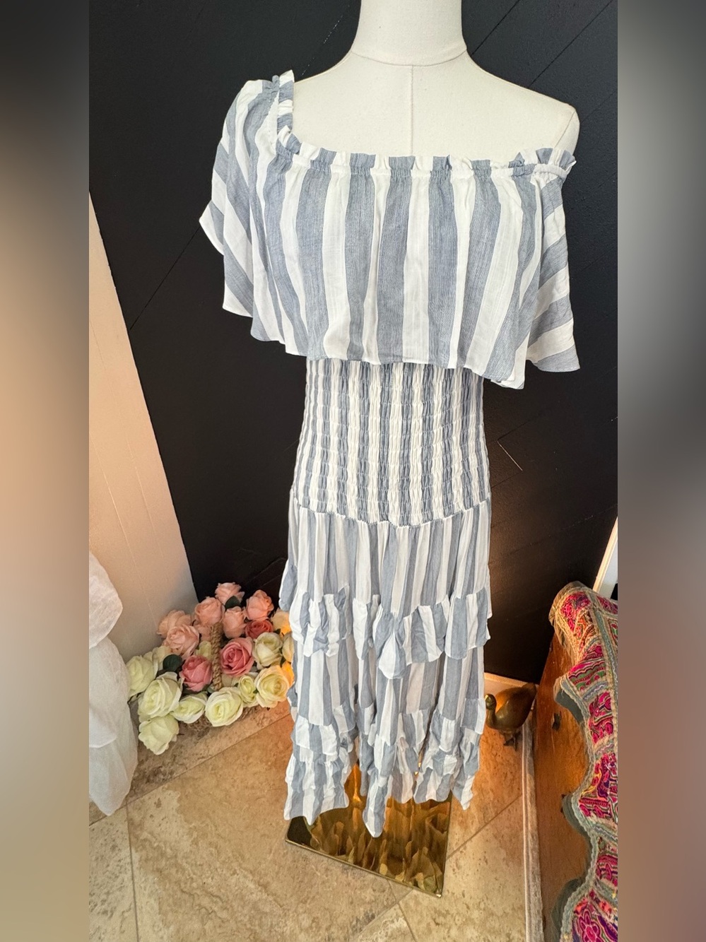 NWT Victoria’s Boutique Blue & White Striped Off-the-Shoulder Smocked Dress - Picture 12 of 14